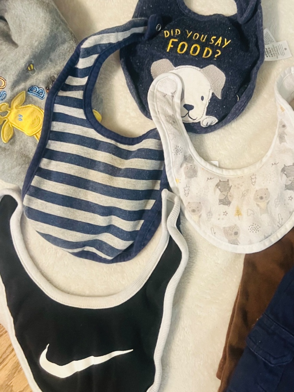 Lot 6-9 mo Boys Pants Onsie Bibs - Picture 3 of 7